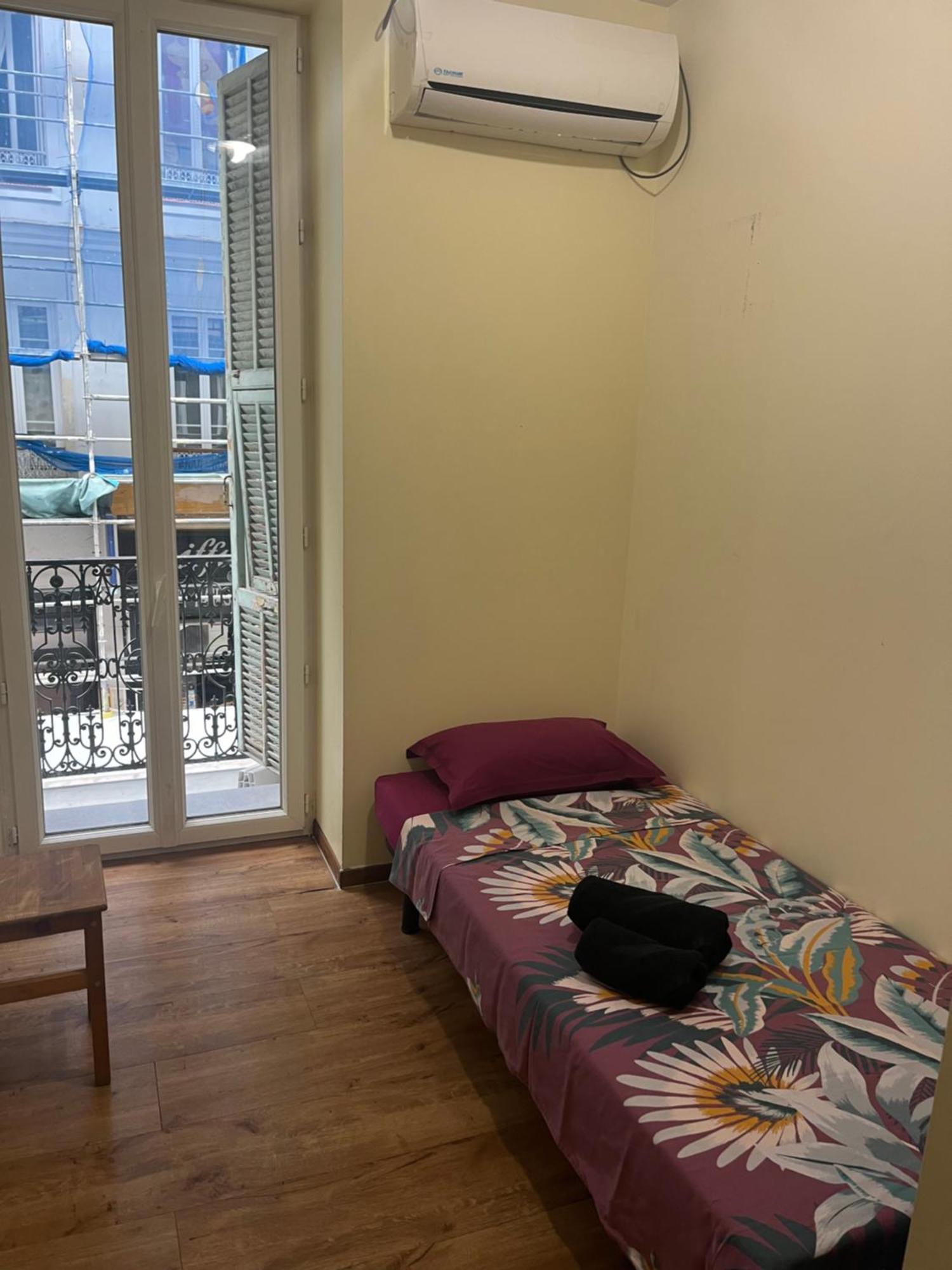 Hotel Lyonnais นีซ ภายนอก รูปภาพ