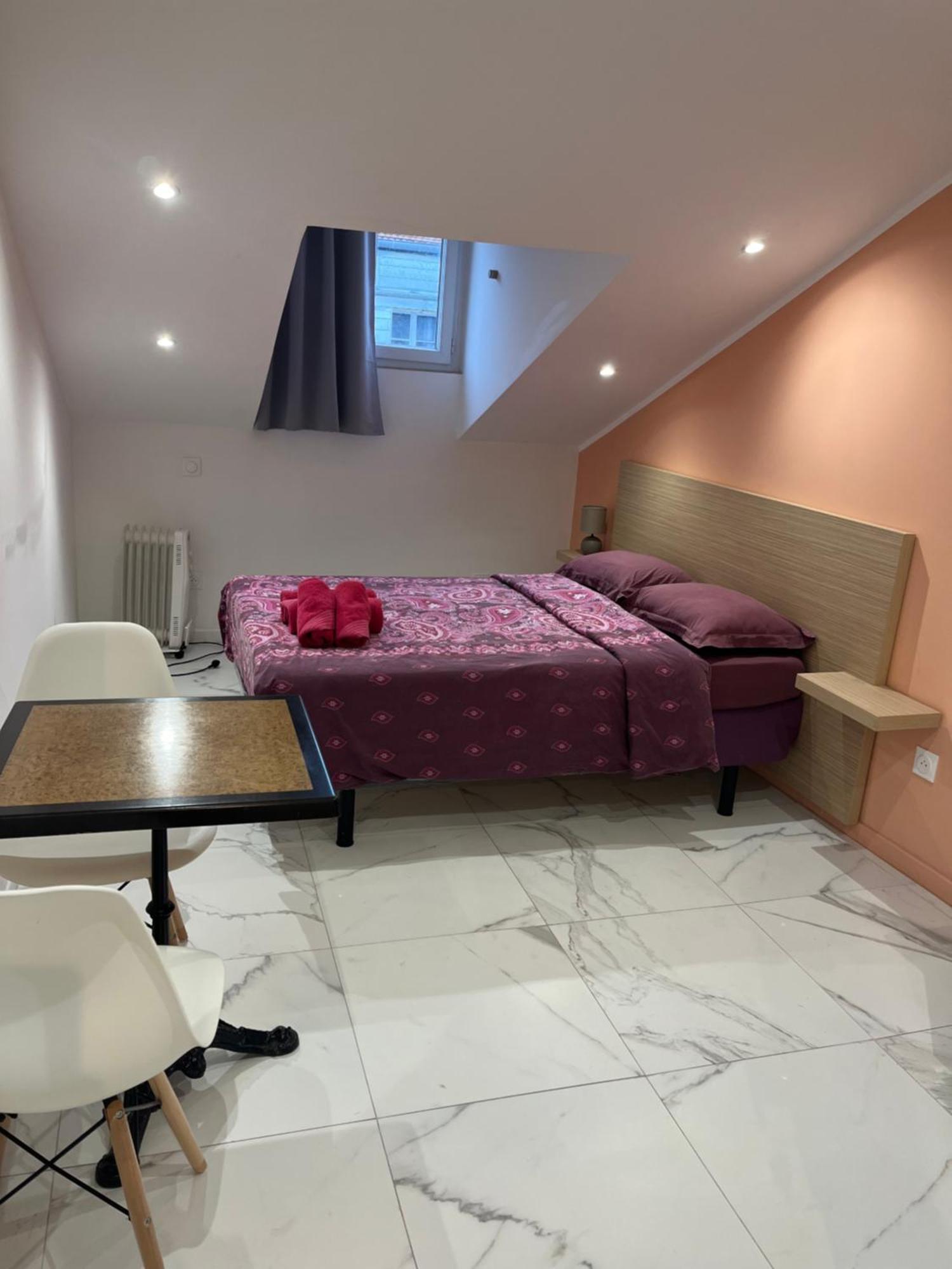 Hotel Lyonnais นีซ ภายนอก รูปภาพ